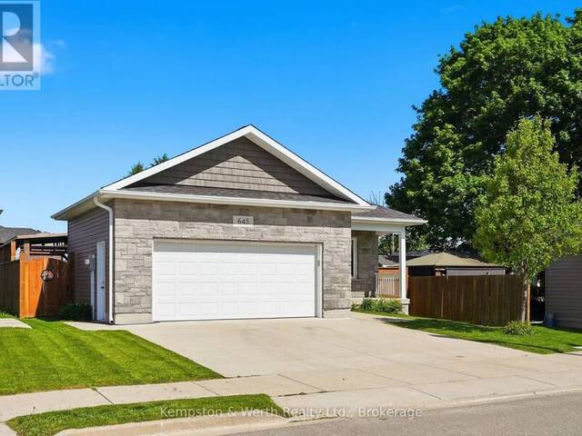645 DAVIDSON AVENUE S Listowel Ontario, N4W 0G7 - 2 Bedrooms Home For Sale