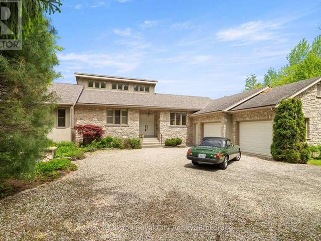 384 SOUTH RIVER ROAD Elora Ontario, N0B 1S0 - 3 Bedrooms Waterfront Home For sale