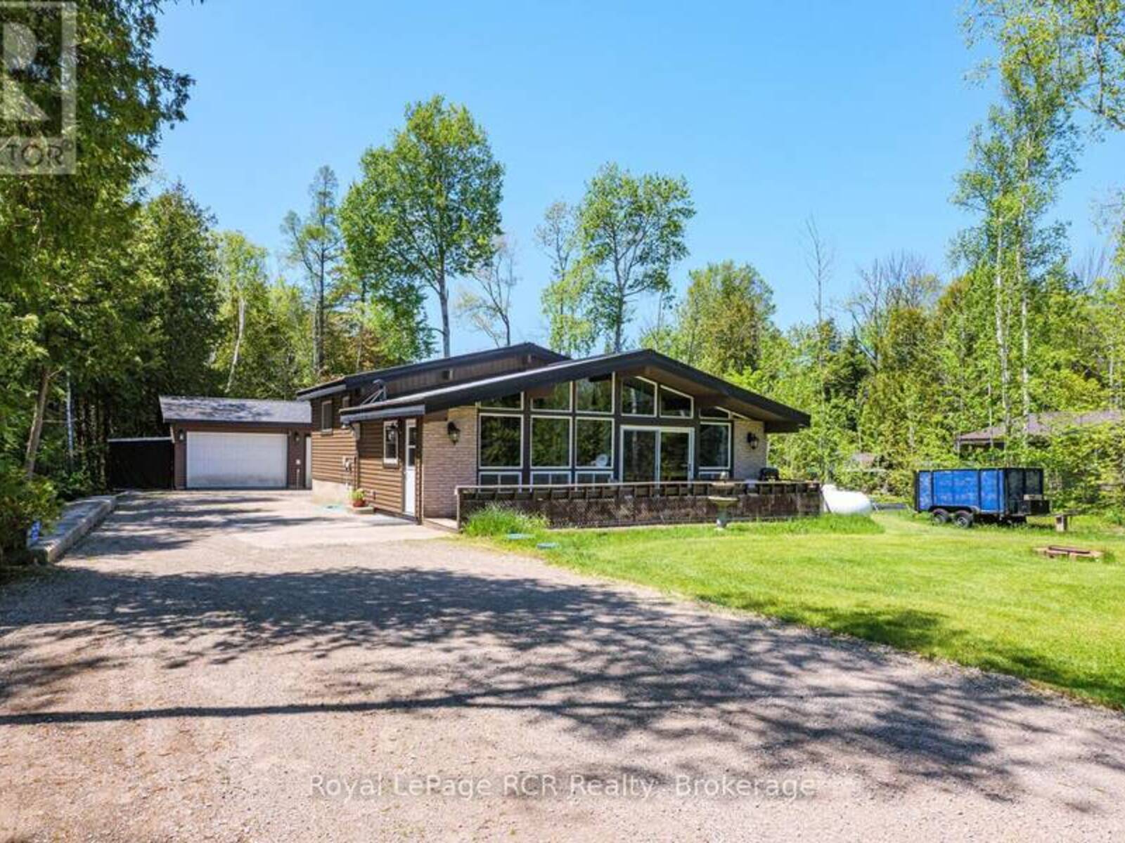 296 BRYANT STREET, Georgian Bluffs, Ontario N0H 2T0