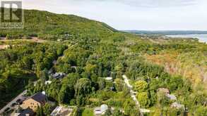 122 JAMES STREET | The Blue Mountains Ontario | Slide Image Eight