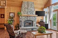 400 MARKLES ROAD | Huntsville Ontario | Slide Image Four