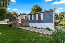 MH15 - 684138 SIDEROAD 30 | Chatsworth Ontario | Slide Image Three