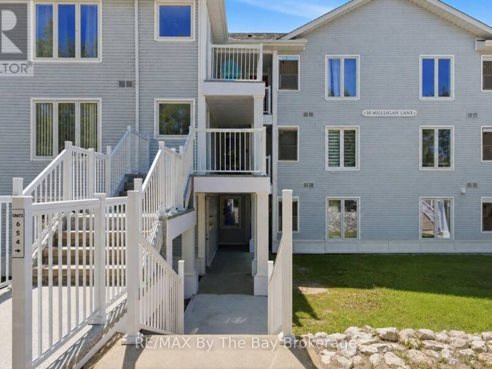 1 - 10 MULLIGAN LANE, Wasaga Beach, Ontario L9Z 1C4