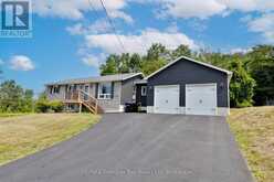5 EASTON AVENUE | Tay Ontario | Slide Image Two