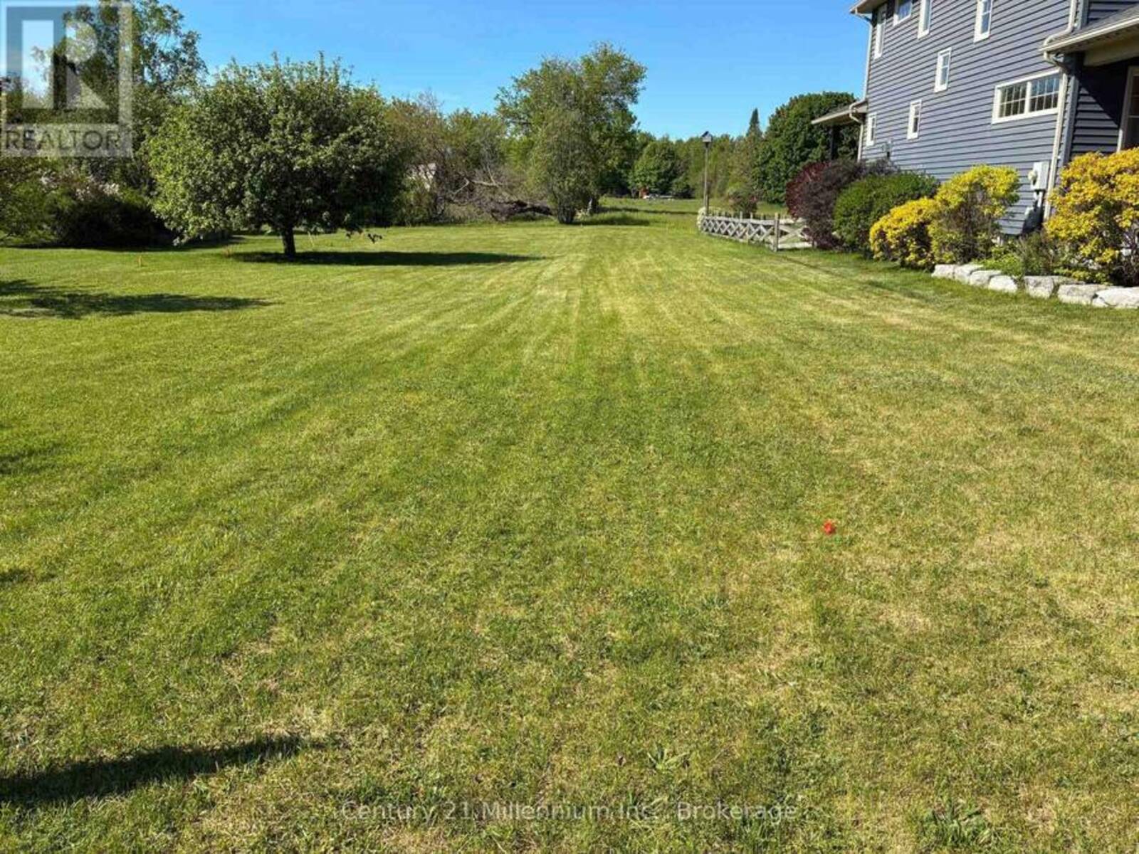 430 KINCARDINE AVENUE, Kincardine, Ontario N2Z 2W3