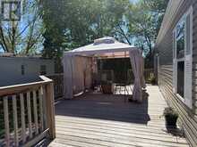 120 SUSSEX SQUARE | Owen Sound Ontario | Slide Image Eighteen