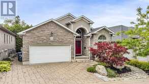 6 - 15 VALLEY ROAD | Guelph Ontario | Slide Image Two