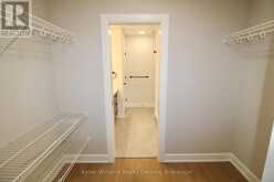 715 18TH STREET | Hanover Ontario | Slide Image Sixteen