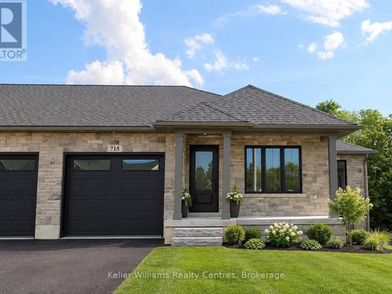 715 18TH STREET, Hanover, Ontario N4N 0C7