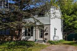 1068 11TH STREET E | Owen Sound Ontario | Slide Image Three