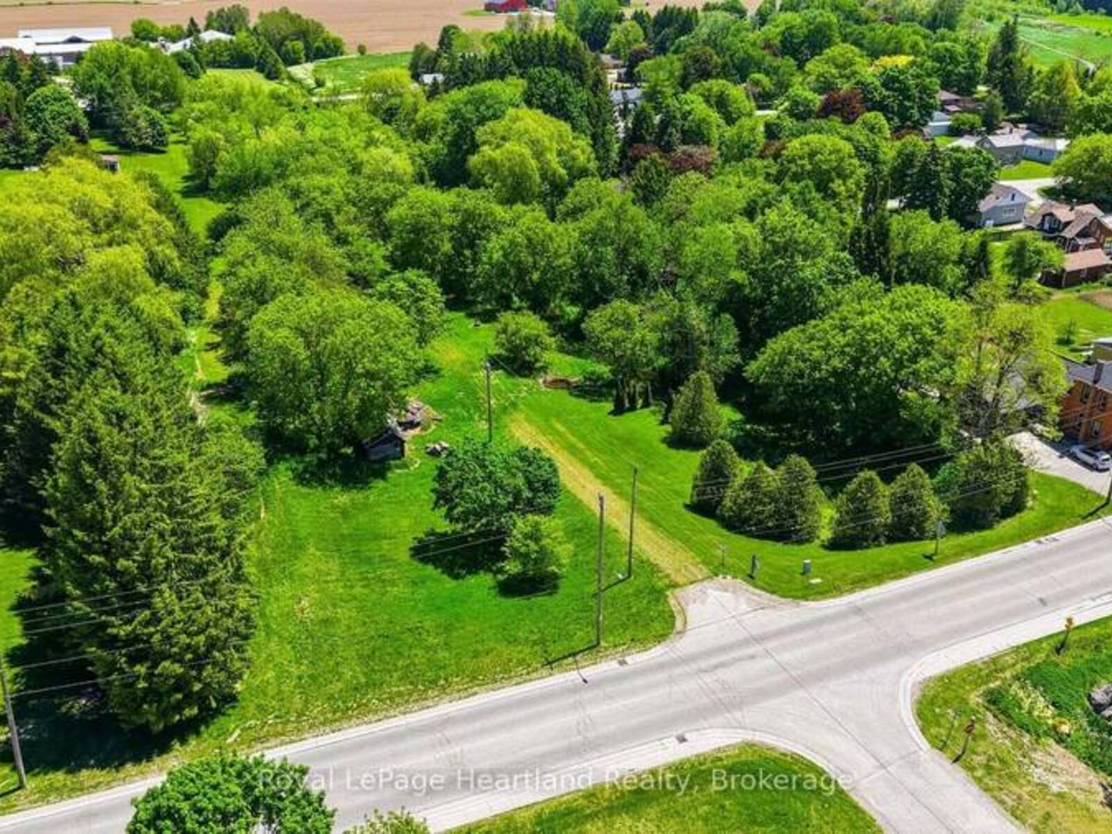 2057 WILLIAM STREET, Howick, Ontario N0G 1V0