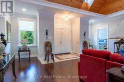 180 ST. EDMUNDS CRESCENT | Sauble Beach Ontario | Slide Image Nine