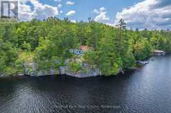 26 TAYLOR ISLAND 26LM | Gravenhurst Ontario | Slide Image Two