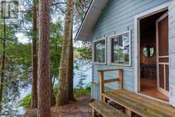 26 TAYLOR ISLAND 26LM | Gravenhurst Ontario | Slide Image Twenty-one