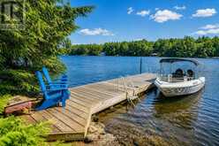 26 TAYLOR ISLAND 26LM | Gravenhurst Ontario | Slide Image Five