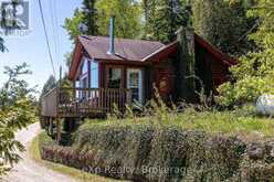 155 NORTH SHORE ROAD | Lion's Head Ontario | Slide Image Nineteen