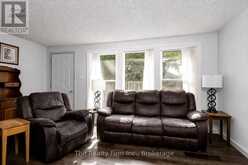 33 - 88 AVONWOOD DRIVE | Stratford Ontario | Slide Image Ten