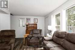 33 - 88 AVONWOOD DRIVE | Stratford Ontario | Slide Image Eleven