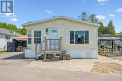 20 ELM STREET | Puslinch Ontario | Slide Image Three
