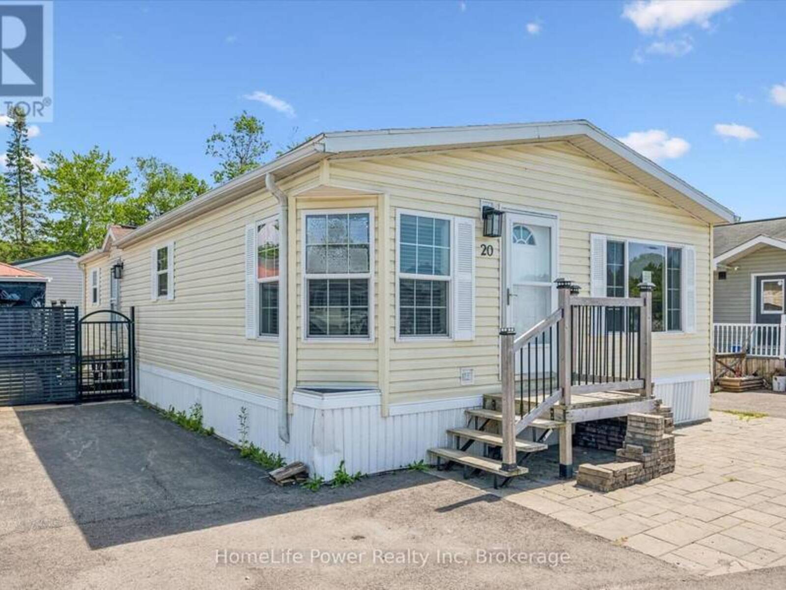 20 ELM STREET, Puslinch, Ontario N0B 2J0