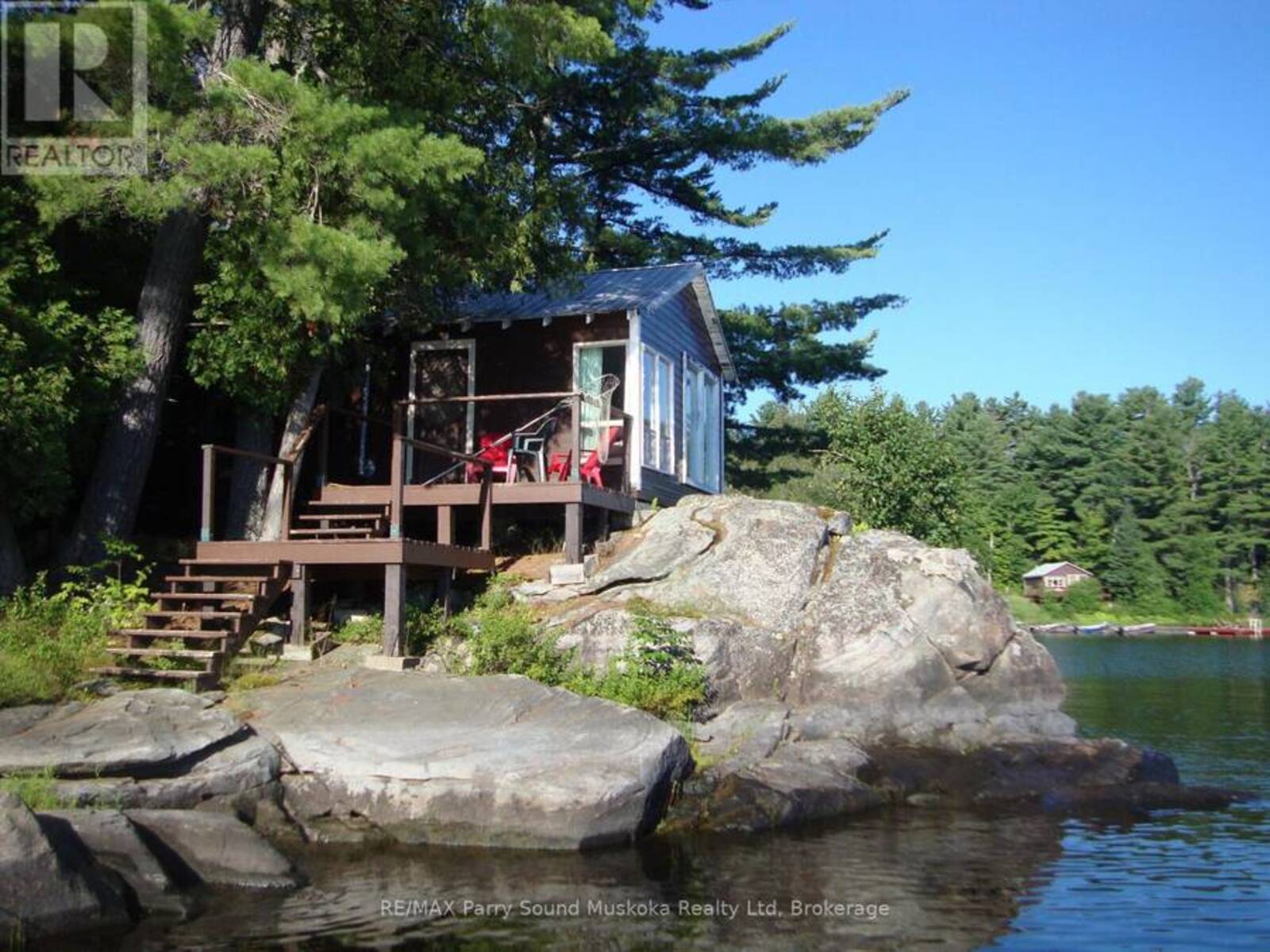 66E PICKEREL RIVER, Parry Sound, Ontario P0G 1J0