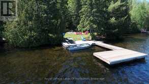 10573 LOON LAKE WAO | Haliburton Ontario | Slide Image Four
