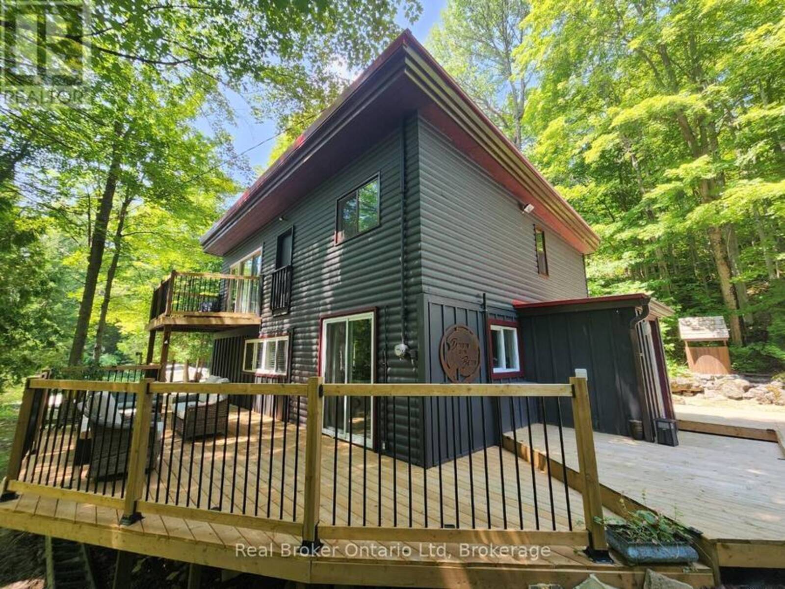 12 7TH AVENUE, Georgian Bluffs, Ontario N0H 2T0