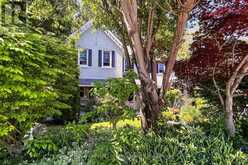 44 PARKVIEW AVENUE | Meaford Ontario | Slide Image Four