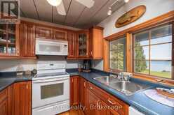 504615 GREY ROAD 1 | Georgian Bluffs Ontario | Slide Image Eleven