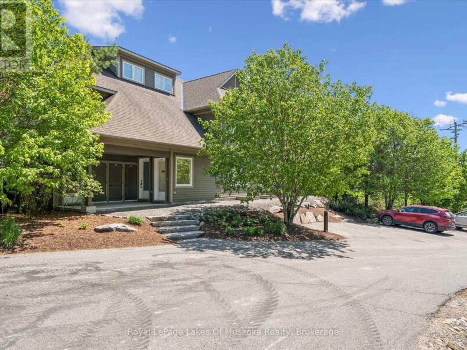 101 - 1 TREE TOPS LANE, Huntsville, Ontario P1H 1A9