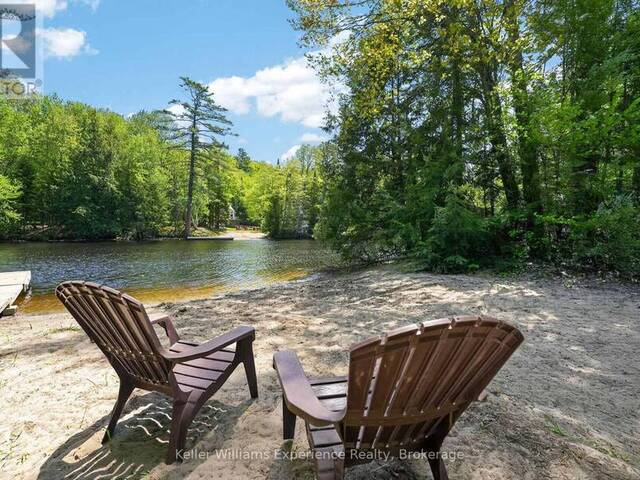 1077 HOLIDAY PARK DRIVE Bracebridge Ontario, P1L 1W9 - 4 Bedrooms Home For Sale