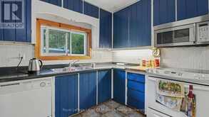 722 SOUTH HORN LK ROAD | Magnetawan Ontario | Slide Image Three