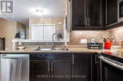 11 - 55 HARRISON STREET | Stratford Ontario | Slide Image Thirteen