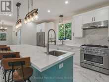 1013 GOODLIFE LANE | Lake of Bays Ontario | Slide Image Eighteen