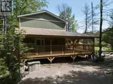 1013 GOODLIFE LANE | Lake of Bays Ontario | Slide Image Five