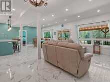 1013 GOODLIFE LANE | Lake of Bays Ontario | Slide Image Eight