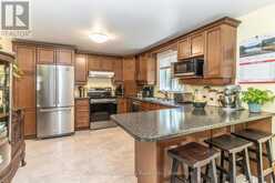 1467 NORTH MARY LAKE ROAD | Huntsville Ontario | Slide Image Three