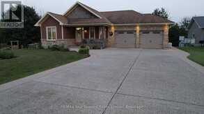 229 S RANKIN STREET | Southampton Ontario | Slide Image One