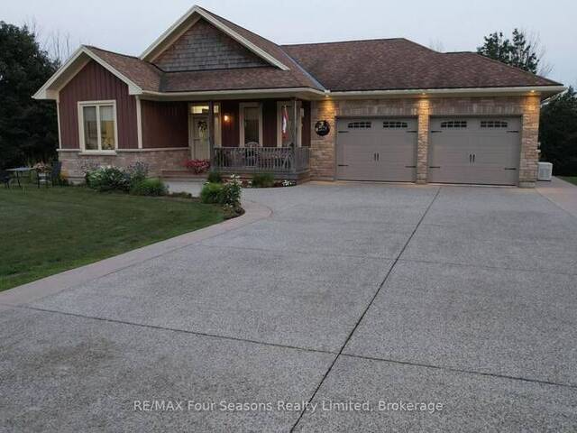229 S RANKIN STREET Southampton Ontario, N0H 2L0 - 4 Bedrooms Waterfront Home For sale