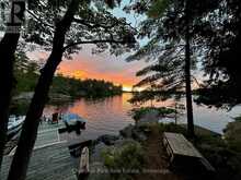 10 ISLAND 21 KL BOYD ISLAND | Gravenhurst Ontario | Slide Image One