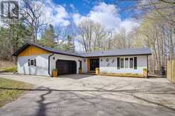 225 BLANCHARD STREET W | Gravenhurst Ontario | Slide Image Two