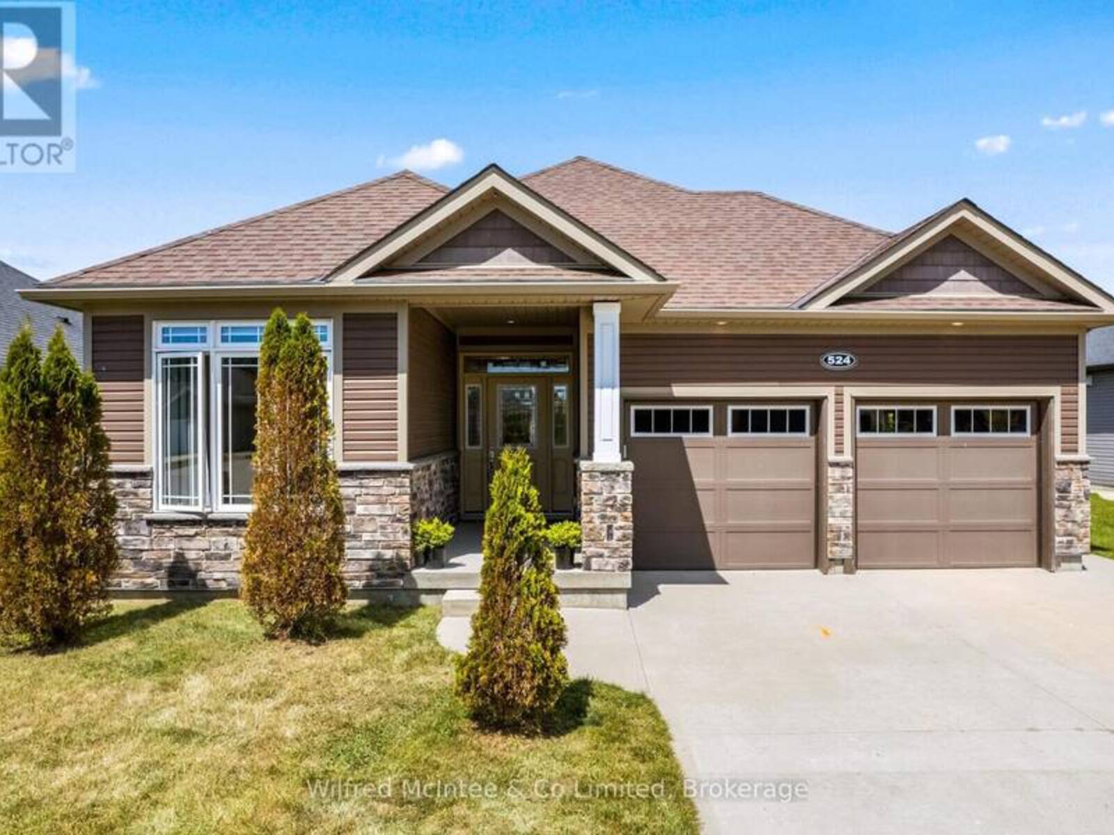 524 STORNOWAY, Kincardine, Ontario N2Z 0A4