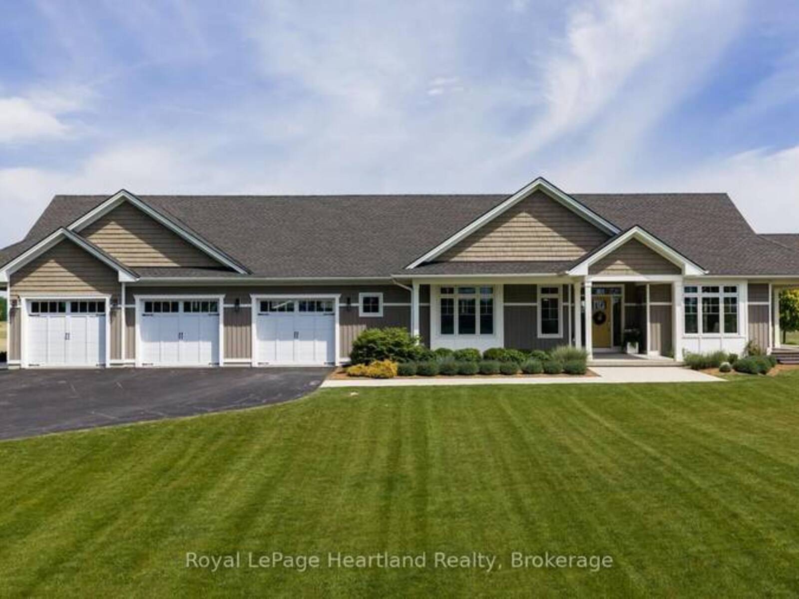5434 7TH LINE, Minto, Ontario N0G 1Z0