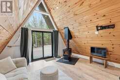 1315 NORTH DRIVE | Haliburton Ontario | Slide Image Eighteen