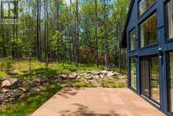 1315 NORTH DRIVE | Haliburton Ontario | Slide Image Four