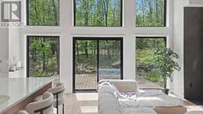 1315 NORTH DRIVE | Haliburton Ontario | Slide Image Five