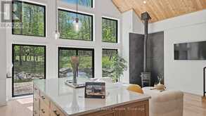 1315 NORTH DRIVE | Haliburton Ontario | Slide Image Six