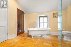 19 LONDON ROAD E | Guelph Ontario | Slide Image Thirty-eight