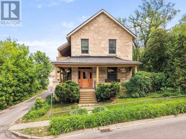 19 LONDON ROAD E Guelph Ontario, N1H 2B2 - 3 Bedrooms Home For Sale