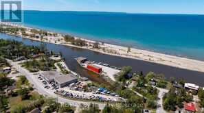 30 SHORE LINE E | Wasaga Beach Ontario | Slide Image Two